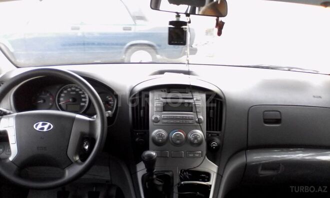 Hyundai H-1 2011, 83,128 km - 2.5 l - Bakı