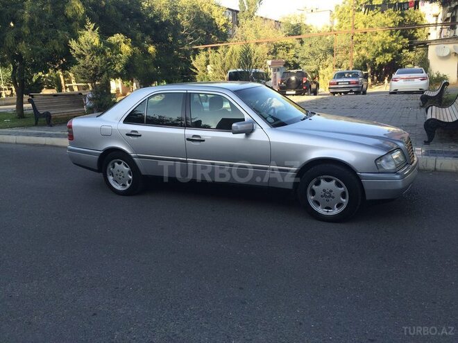 Mercedes C 200 1996, 255,000 km - 2.0 l - Bakı