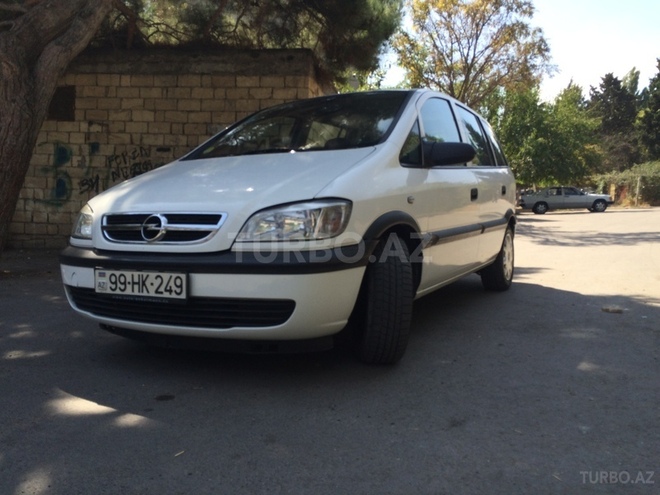 Opel Zafira 2004, 240,000 km - 2.0 l - Bakı