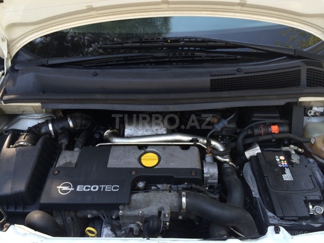 Opel Zafira 2004, 240,000 km - 2.0 l - Bakı
