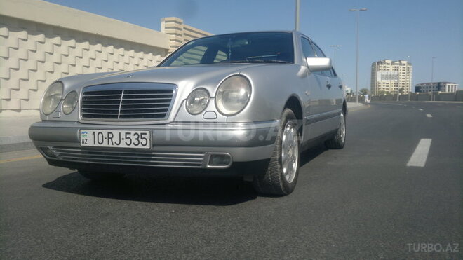 Mercedes E 280 1996, 320,000 km - 2.8 л - Bakı