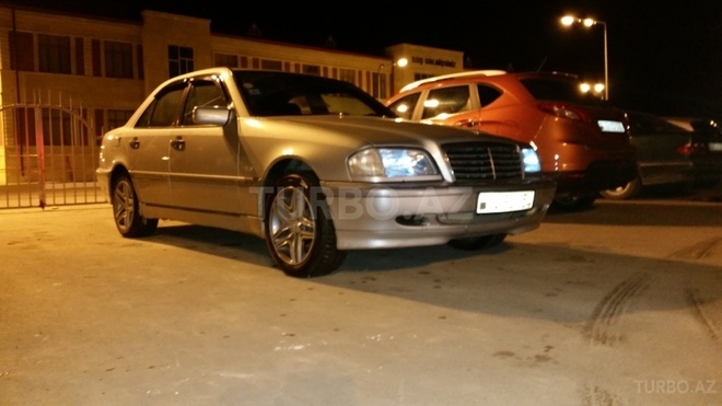 Mercedes C 220 1997, 30,000 km - 2.2 l - Bakı