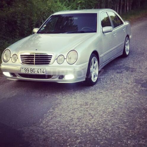 Mercedes E 280 1999, 275,000 km - 2.8 l - Bakı