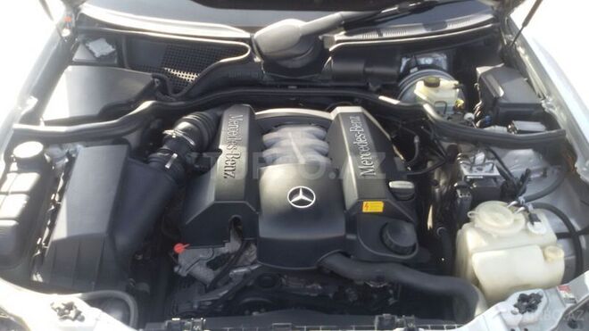 Mercedes E 280 1999, 275,000 km - 2.8 l - Bakı