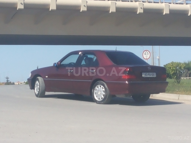 Mercedes C 220 1998, 257,000 km - 2.2 l - Bakı