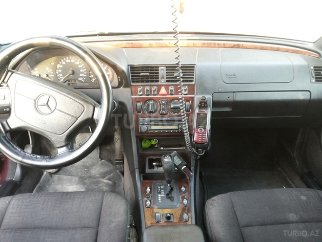 Mercedes C 220 1998, 257,000 km - 2.2 l - Bakı