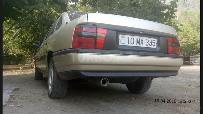 Opel Vectra 1991, 260,000 km - 2.1 l - Bakı