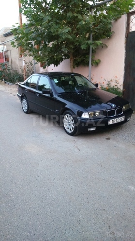 BMW 320 1995, 255,000 km - 2.0 l - Bakı