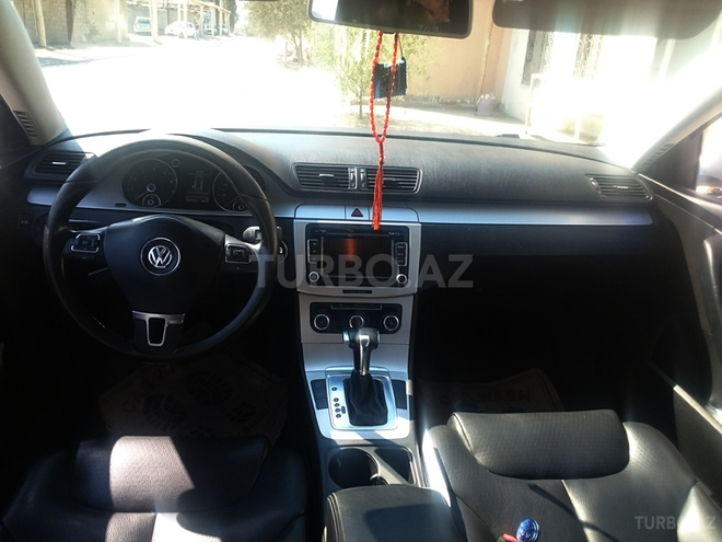 Volkswagen Passat 2010, 116,000 km - 2.0 l - Bakı