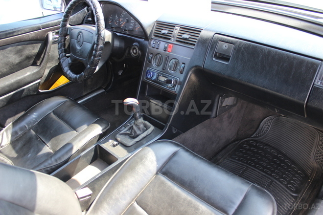 Mercedes C 180 1993, 250,000 km - 1.8 л - Bakı