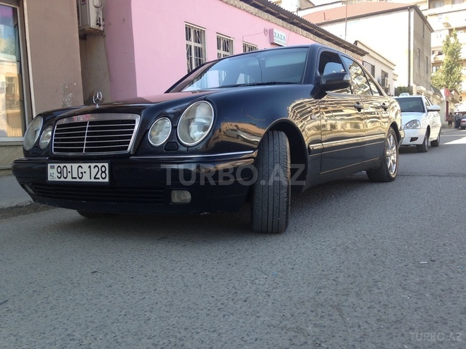 Mercedes E 230 1998, 250,000 km - 2.3 l - Bakı