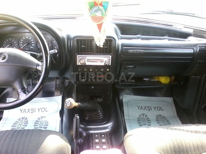 GAZ 31105 2004, 200,000 km - 2.4 л - Bakı
