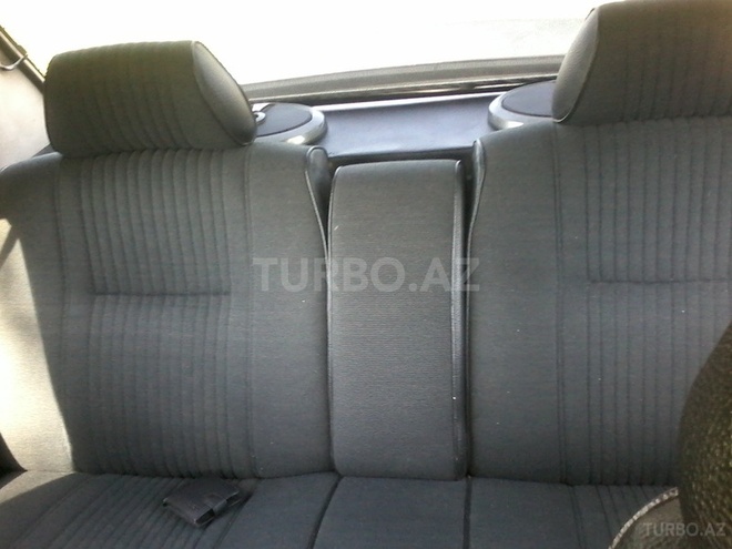 GAZ 31105 2004, 200,000 km - 2.4 л - Bakı