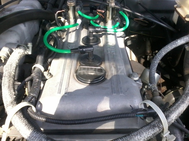 GAZ 31105 2004, 200,000 km - 2.4 л - Bakı