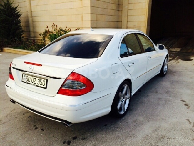 Mercedes E 350 2008, 93,000 km - 3.5 l - Bakı
