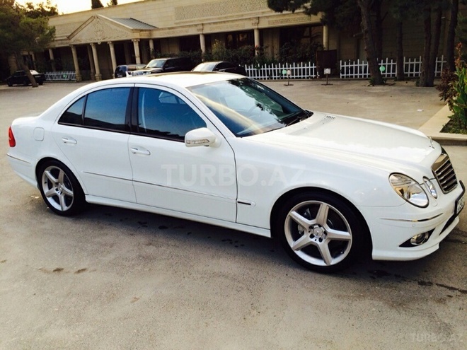 Mercedes E 350 2008, 93,000 km - 3.5 l - Bakı