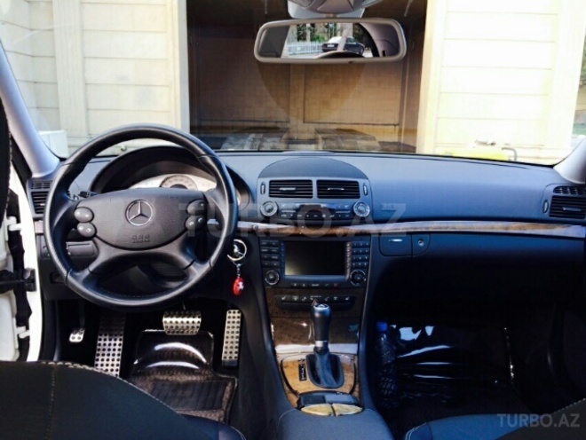 Mercedes E 350 2008, 93,000 km - 3.5 l - Bakı