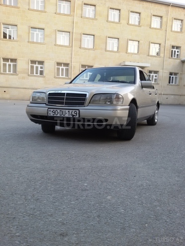 Mercedes C 200 1995, 258,118 km - 2.0 l - Bakı