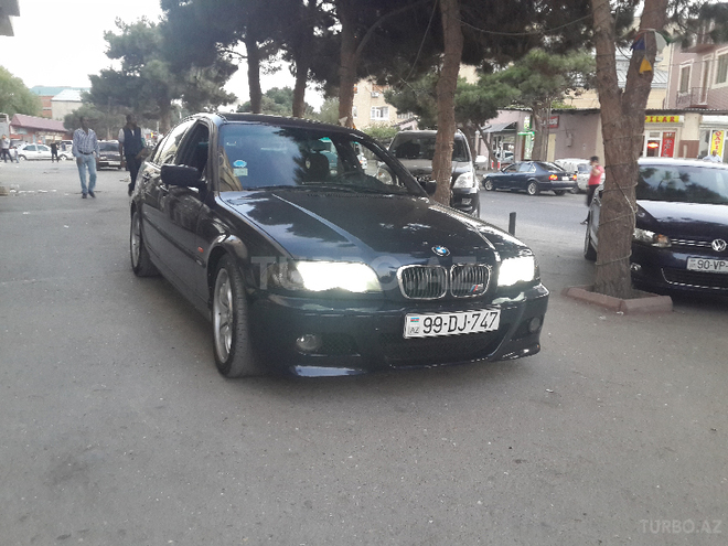 BMW 320 2001, 176,000 km - 2.2 l - Bakı