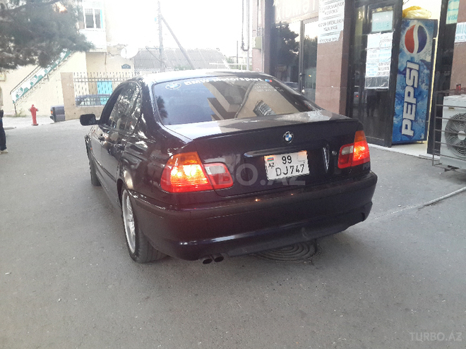 BMW 320 2001, 176,000 km - 2.2 l - Bakı