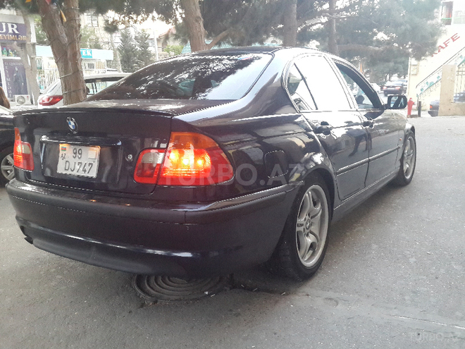 BMW 320 2001, 176,000 km - 2.2 l - Bakı