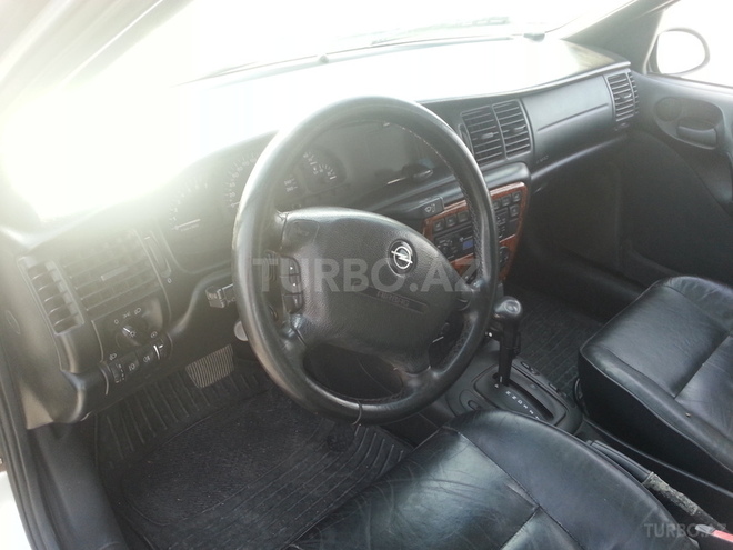 Opel Vectra 1998, 30,000 km - 2.5 l - Bakı