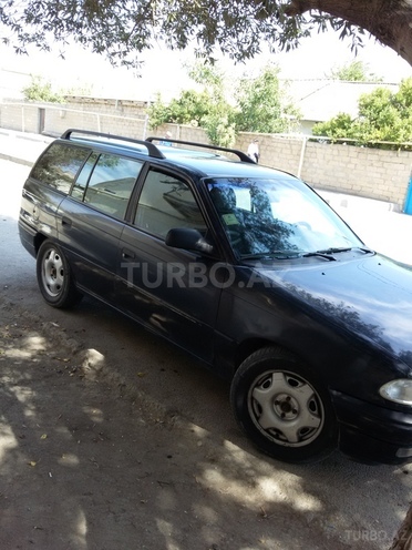 Opel Astra 1995, 328,656 km - 1.8 l - Bakı