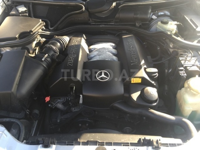 Mercedes E 240 2000, 287,000 km - 2.4 l - Bakı
