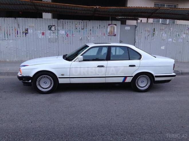 BMW 520 1989, 320,000 km - 2.0 l - Bakı