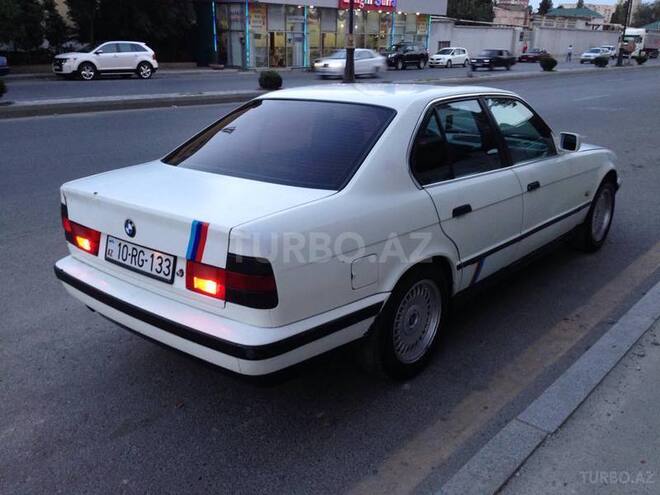 BMW 520 1989, 320,000 km - 2.0 l - Bakı