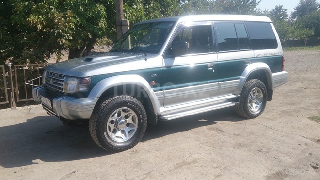 Mitsubishi Pajero 1997, 167,000 km - 2.8 l - Bakı