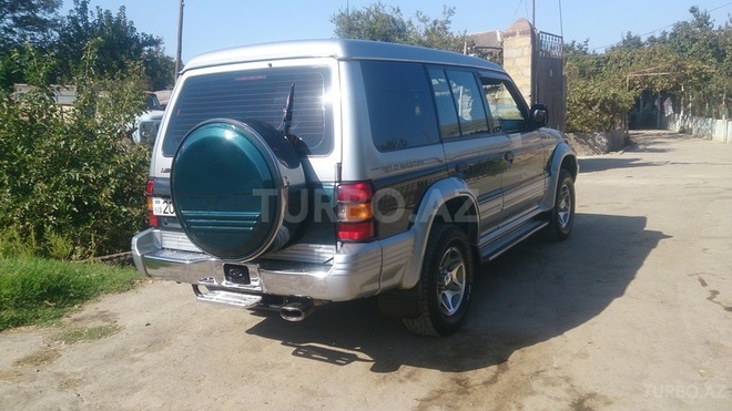 Mitsubishi Pajero 1997, 167,000 km - 2.8 l - Bakı