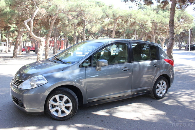 Nissan Tiida 2006, 80,000 km - 1.6 l - Bakı