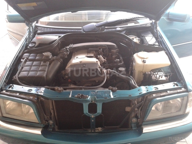 Mercedes C 230 1998, 210,000 km - 2.3 l - Bakı