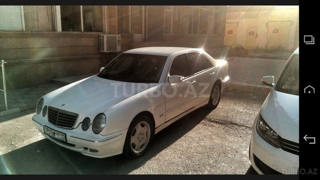 Mercedes E 220 2000, 373,000 km - 2.2 l - Bakı