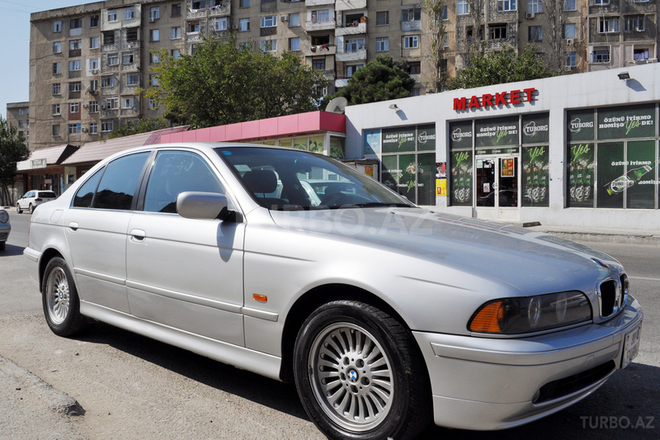 BMW 525 2000, 194,499 km - 2.5 l - Bakı