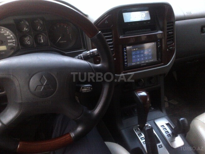 Mitsubishi Pajero 2006, 180,000 km - 3.0 l - Bakı