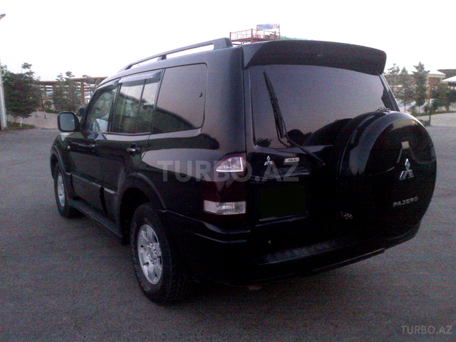Mitsubishi Pajero 2006, 180,000 km - 3.0 l - Bakı