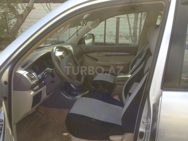 Toyota Prado 2005, 120,000 km - 2.7 l - Bakı