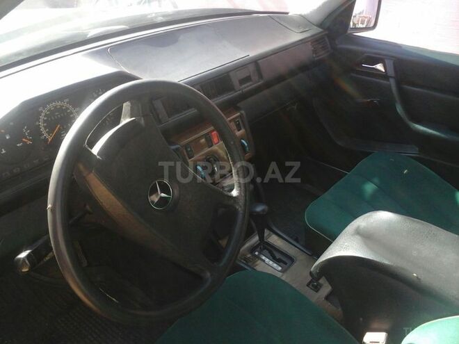 Mercedes E 200 1990, 0 km - 2.5 л - Bakı