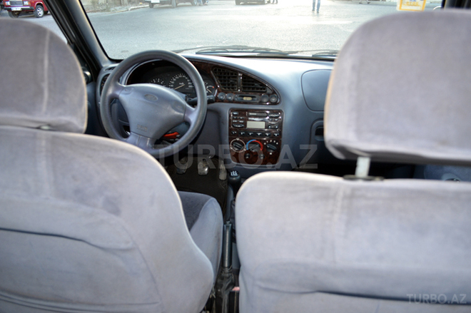 Ford Fiesta 1996, 105,000 km - 1.3 l - Bakı