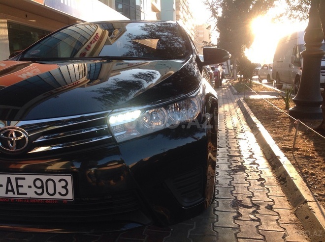 Toyota Corolla 2014, 28,700 km - 1.6 l - Bakı
