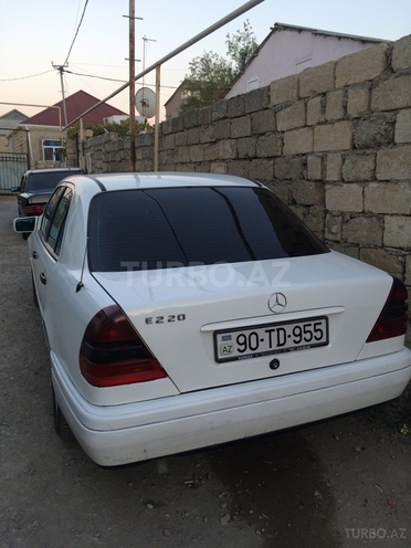 Mercedes C 220 1993, 415,000 km - 2.2 l - Bakı