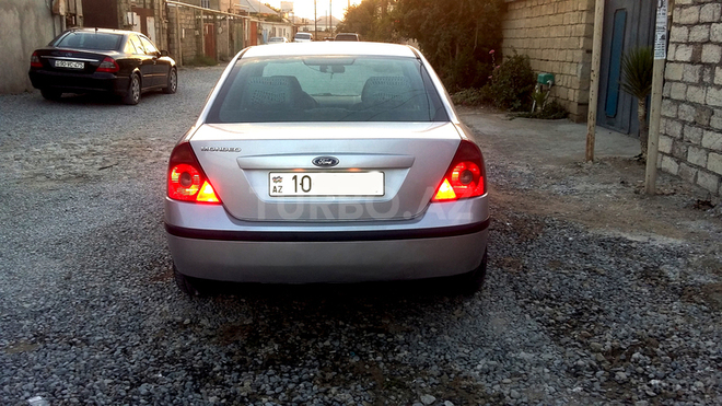 Ford Mondeo 2003, 200,145 km - 1.8 l - Bakı