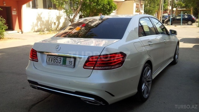 Mercedes E 250 2014, 29,000 km - 2.2 l - Bakı