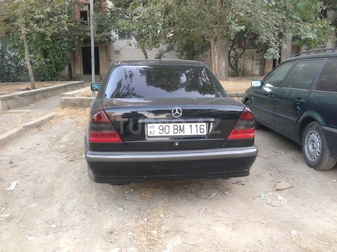 Mercedes C 240 1997, 167,000 km - 2.4 l - Bakı