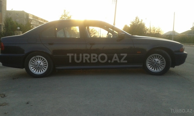 BMW 528 1998, 303,123 km - 2.8 l - Bakı