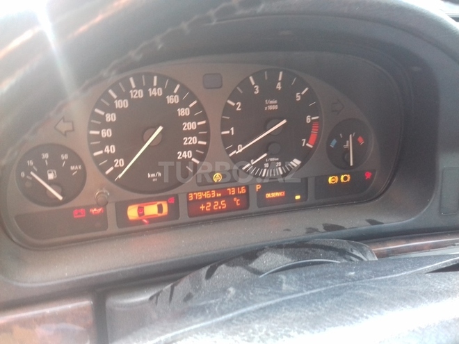BMW 523 1998, 138,000 km - 2.5 l - Bakı
