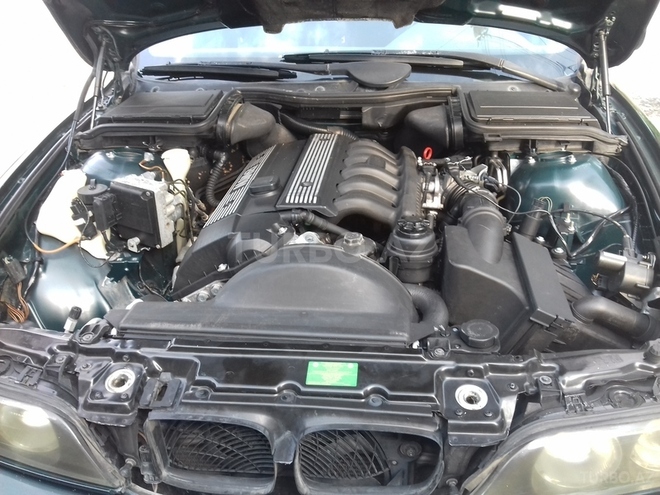 BMW 523 1998, 138,000 km - 2.5 l - Bakı