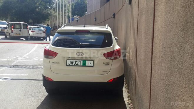 Hyundai ix35 2010, 109,000 km - 2.4 l - Bakı